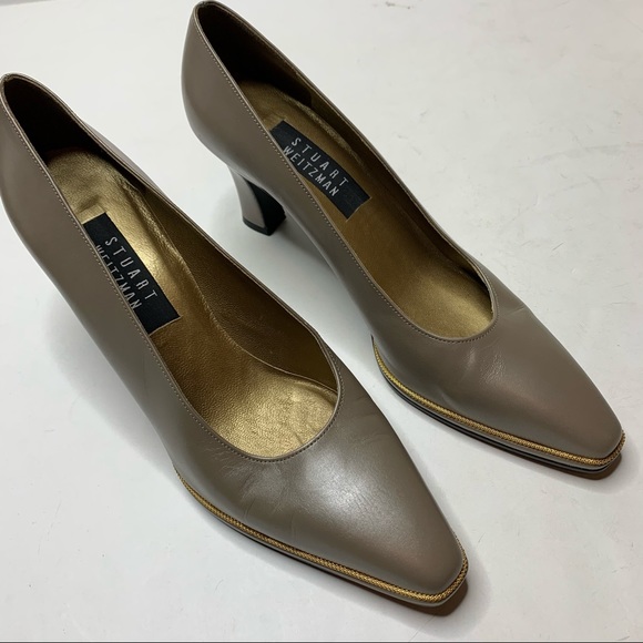 Stuart Weitzman leather gold chain pumps NARROW SIZE - Picture 2 of 12